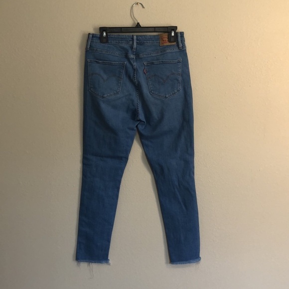 LEVI'S 721 High Rise Skinny Distressed Raw Hem Jeans Size 31 - Picture 6 of 13